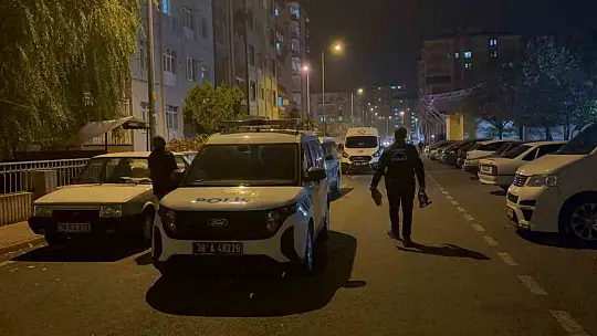 Ablasının acısına dayanamadı, aynı yerden atladı: 1 ağır yaralı