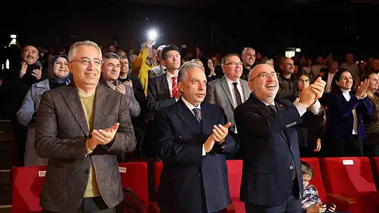 Adliye mensupları, meslektaşlarının konserinde doyasıya eğlendi