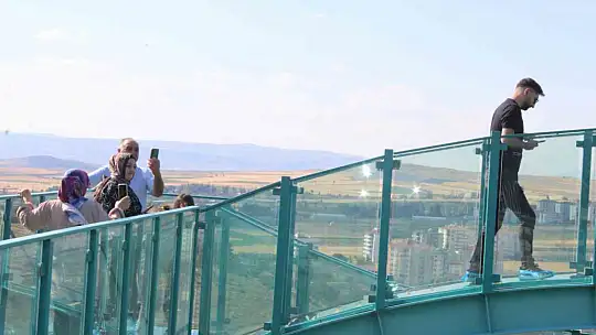 Adrenalin ve doğa tutkunlarının adresi Bünyan Cam Teras
