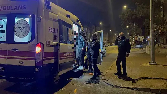 Adres sorduktan sonra bıçakladılar: 1 yaralı