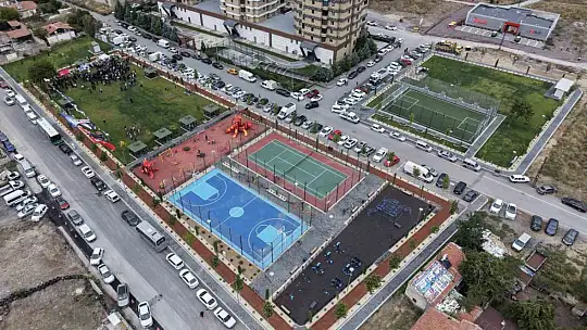 Ahmet Taş Parkı ve Sosyal Tesisi hizmete açıldı