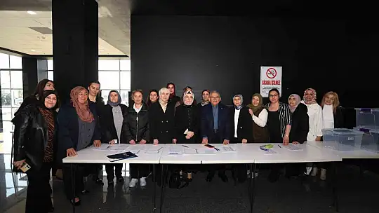 AK Parti 7'nci Olağan İl Kadın Kolları Kongresi yapıldı