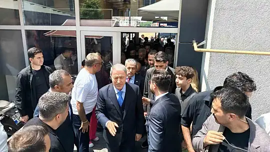 AK Parti'de bayramlaşma