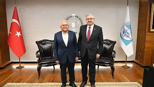 AK Parti Kayseri koordinatöründen Başkan Büyükkıılıç'a ziyaret