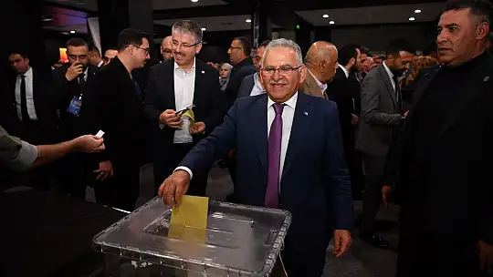 AK Parti Melikgazi'de Şahin güven tazeledi