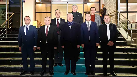 Akar, ERÜ öğrencileri ile iftarda buluştu