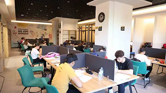 Akıl Küpleri'nden büyük başarı: 345 genç üniversiteli oldu