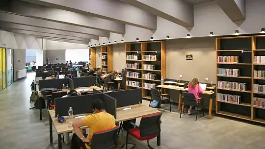 Akıl Küpleri'nden büyük başarı: 345 genç üniversiteli oldu