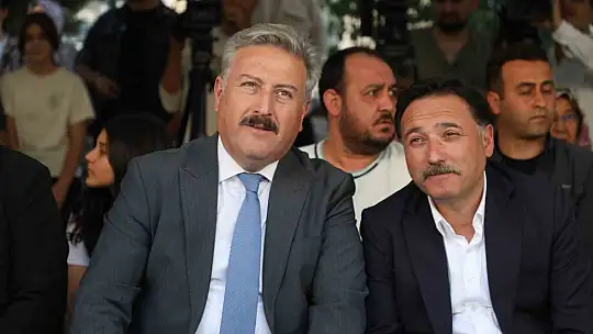 Akıl Küpü Kütüphanesi Gesi'de açıldı