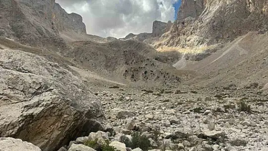 Aladağlarda kayıp olan Fransız turist bulundu