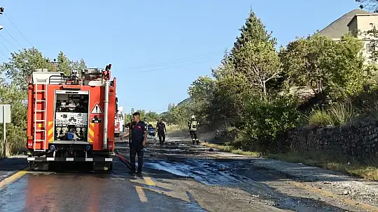 Alev alan halk otobüsü küle döndü