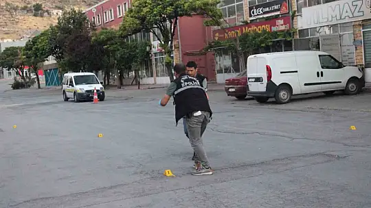 Alkolün sonu kötü bitti, aracına kurşun yağdırdılar