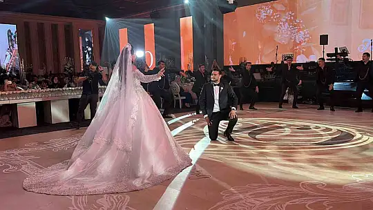 Altan Aydemir'in mutlu günü