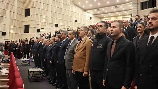 Altun: 'Bilimsel araştırma projelerinde 250 milyonluk fona sahip olan bir üniversiteyiz'