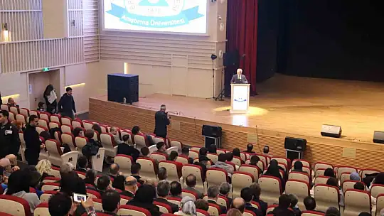 Altun: 'Bilimsel araştırma projelerinde 250 milyonluk fona sahip olan bir üniversiteyiz'