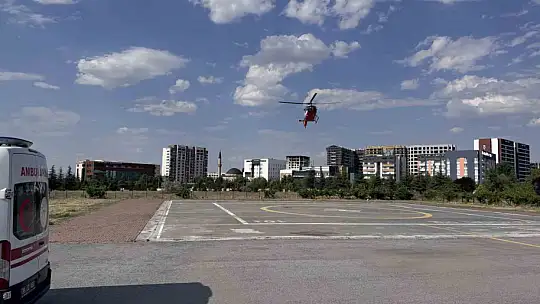 Ambulans helikopter beyin kanaması geçiren hasta için havalandı