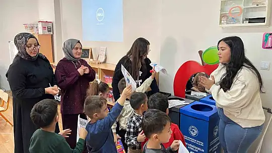 Ana sınıfı öğrencileri geri dönüşüm hakkında bilgilendirildi