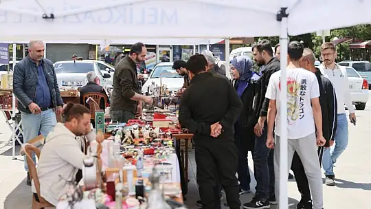 Antika pazarı, antika kültürünü yaşatmaya devam ediyor