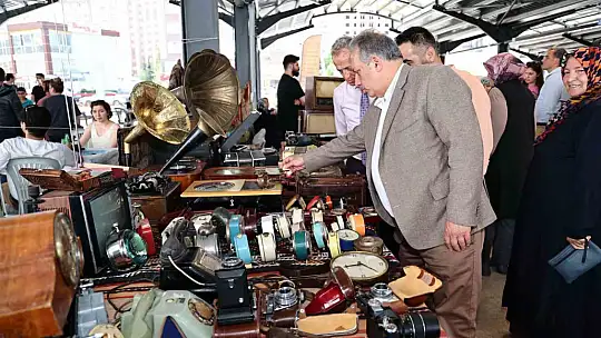 Antikacılar Talas'ta buluşuyor