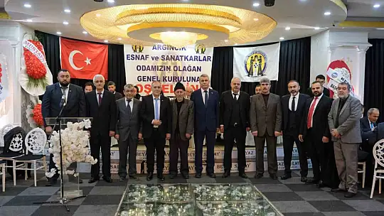 Argıncık Esnaf Odası'nda Akpınar güven tazeledi