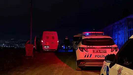 Arkadaşına mesaj attıktan sonra tepelik alanda tüfekle intihar etti