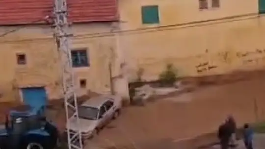 Aşırı yağış Develi'de sele dönüştü
