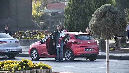 Atatürk, ebediyete irtihal edişinin 87. yılında Kayseri'de saygıyla anıldı