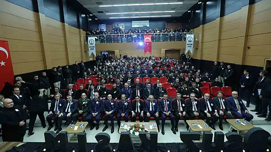 Atatürk, Kayseri'de törenle anıldı