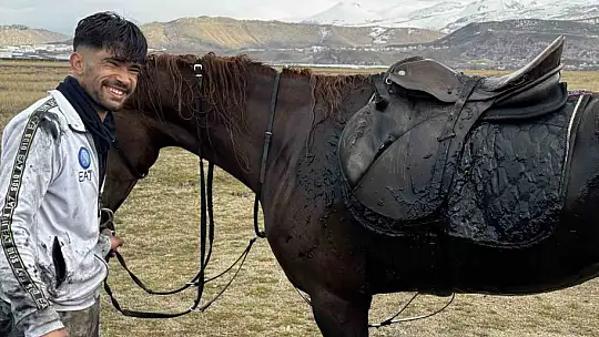 Atla gezi suda bitti