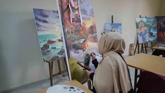 Atölye Melikgazi binlerce kursiyere hizmet veriyor