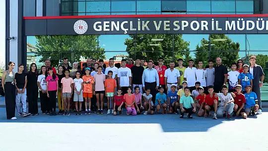 Avrupa Şampiyonu'na coşkulu karşılama