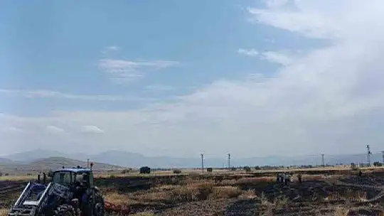 Aynı ilçede bir ekili arazi daha yandı