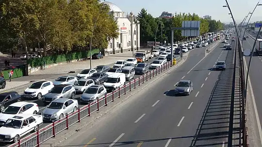 Aynı yerde 2 kaza: 2 yaralı