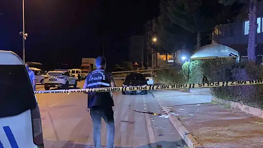Baba-oğul arasında 'sigara parası' kavgası: 1'i ağır 2 yaralı