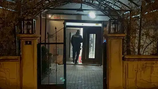Baba-oğul arasındaki kavga kanlı bitti: 1'i ağır 2 yaralı