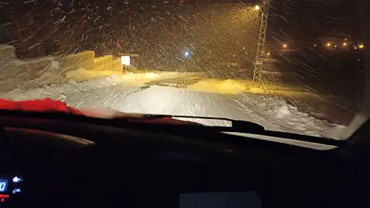 Bağ evinde mahsur kalan diyabet hastası kadın ve ailesi kurtarıldı