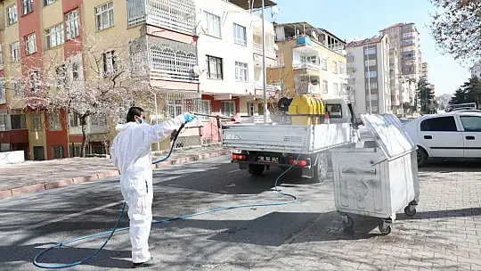 Bahar aylarının gelmesiyle Melikgazi Belediyesi ilaçlama çalışmalarına başladı