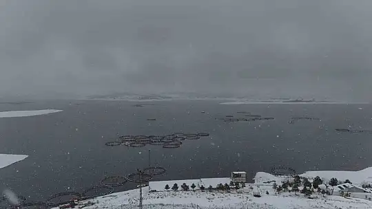 Bahçelik Barajı'nda kış güzelliği