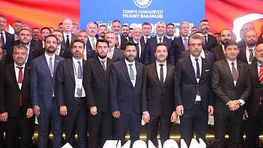 Bakan Bolat: 'Gayri safi yurtiçi hasılamız 2025 yılının ilk çeyreği itibariyle 1 trilyon 371 milyar dolara yükselerek tüm zamanların milli gelir rekorunu yenilemiştir'
