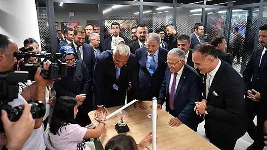 Bakan Ersoy: 'Kayseri'miz tarih boyunca ilim ve irfanın merkezi olmuş, sayısız âlim ve düşünür yetiştirmiş bir şehrimizdir'