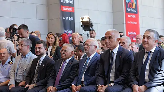 Bakan Ersoy ve Başkan Büyükkılıç, Türkiye Kültür Yolu Festivali'nin startını verdi
