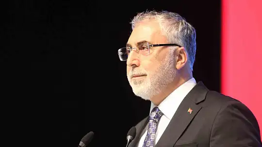 Bakan Işıkhan: 'Tek bir çalışanımızın dahi mesleği sebebiyle hayatını kaybetmediği sağlıklı ve güvenli bir çalışma hayatı temel hedefimizdir'