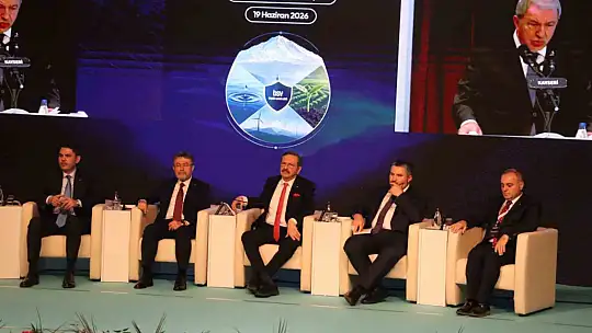 Bakan Kurum: 'Depremden sonra 2 yılda 455 bin konutu bitirmek kolay iş değil'