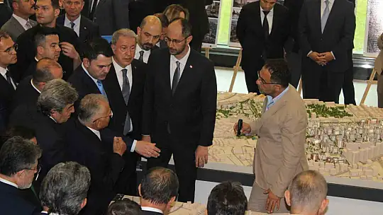 Bakan Kurum ve Yumaklı'dan Kayseri temasları