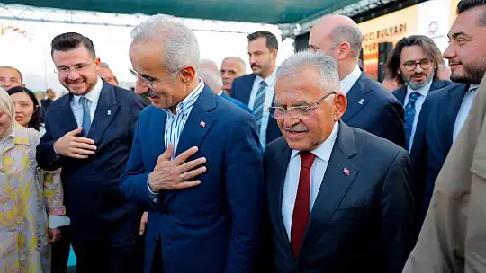 Bakan Uraloğlu: 'Güçlü yerel, güçlü Türkiye demektir'