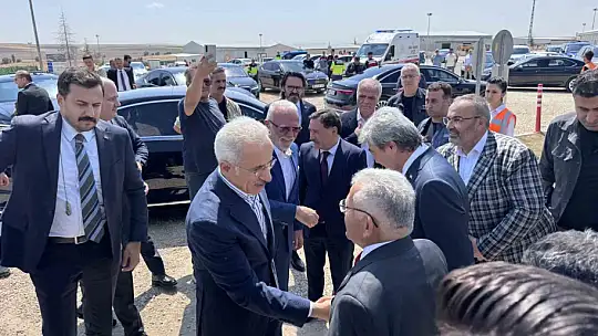Bakan Uraloğlu: 'Yerköy - Kayseri Yüksek Hızlı Tren Projesi'nde işin yarısını tamamladık'