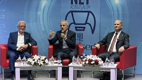 Bakan Uraloğlu, Kayseri'de gençlerle buluştu