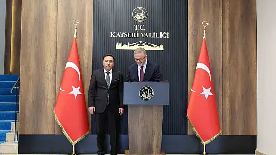 Bakan Yardımcısı Yılmaz'dan Vali Çiçek'e ziyaret