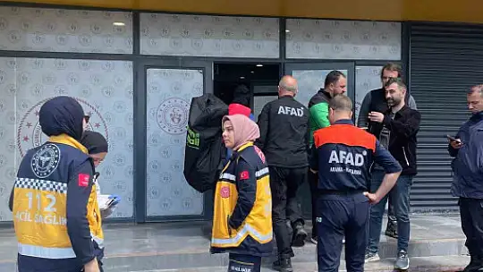 Barajda sörfleri alabora olan 2 kişi kurtarıldı