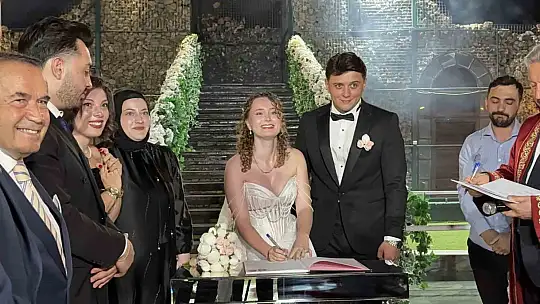 Başeğmez ailesinin mutlu günü